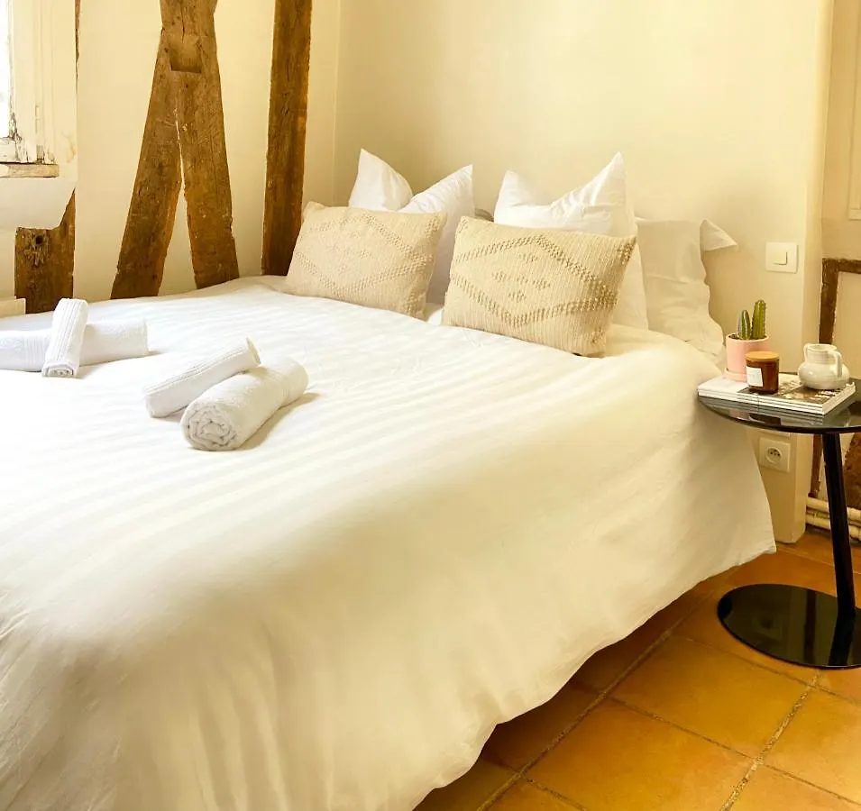 Apartment Appartement Paris Rue Montorgueil